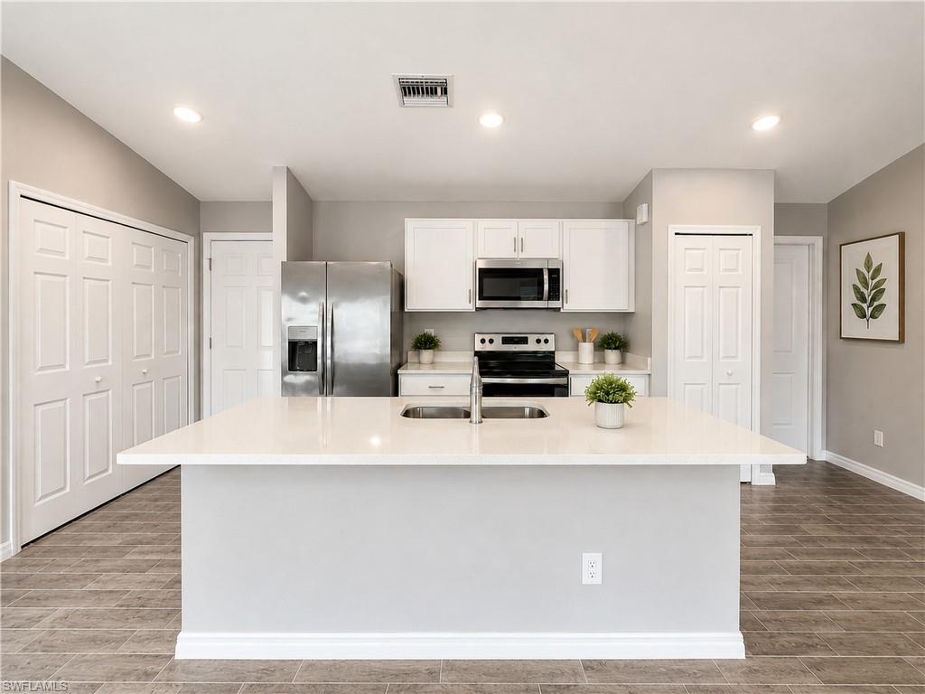 CAPE CORAL - Residential Lease