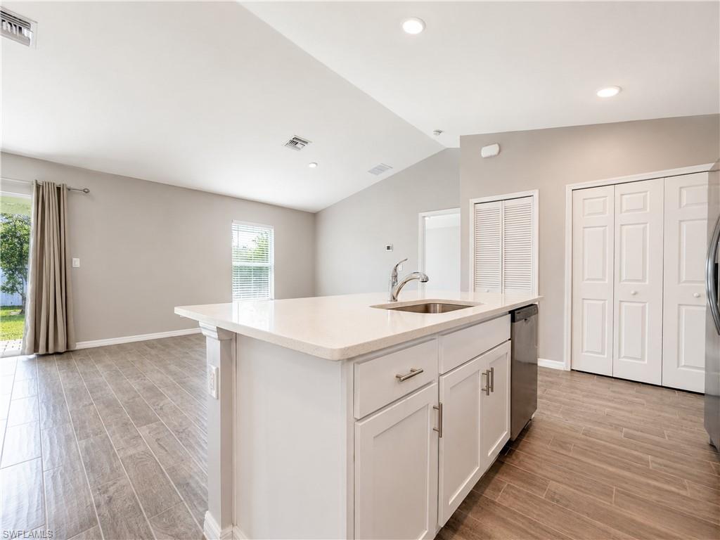 CAPE CORAL - Residential Lease