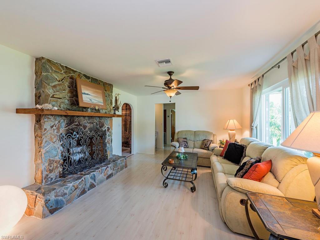 ARROYAL HEIGHTS - Residential