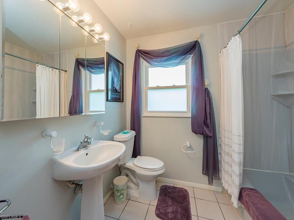 ARROYAL HEIGHTS - Residential