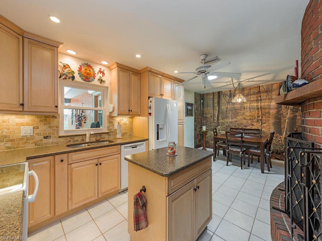 ARROYAL HEIGHTS - Residential