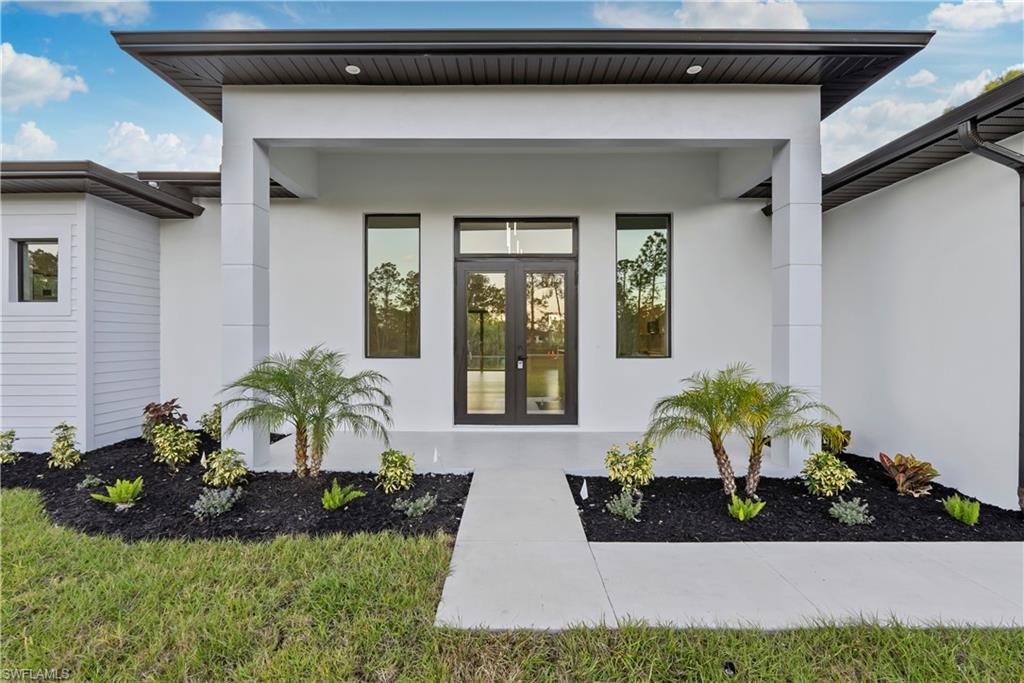 GOLDEN GATE ESTATES - Residential