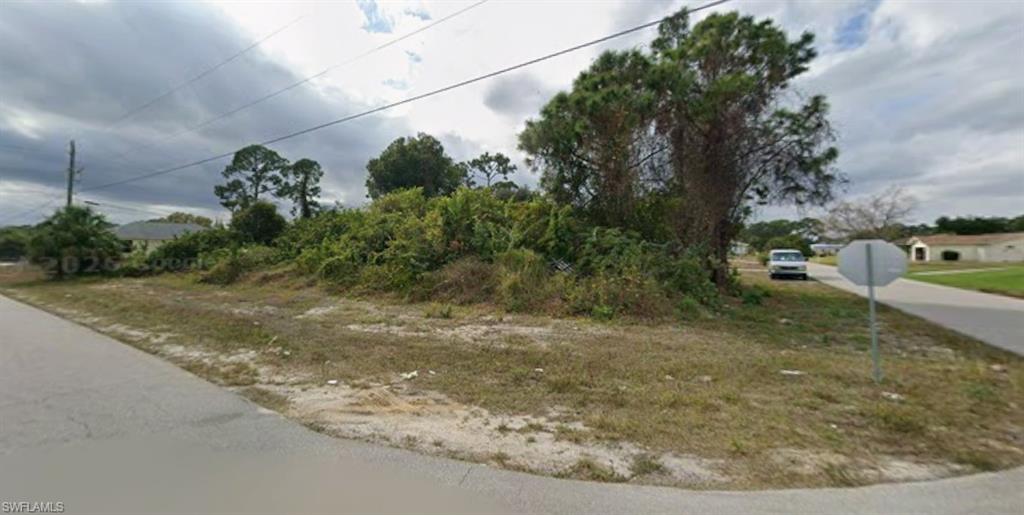 LEHIGH ACRES - Land
