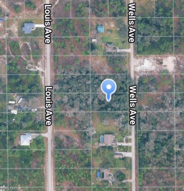 Great opportunity. Half acre lot in Lehigh Acres, FL! Half acre lot. Hablo Español.