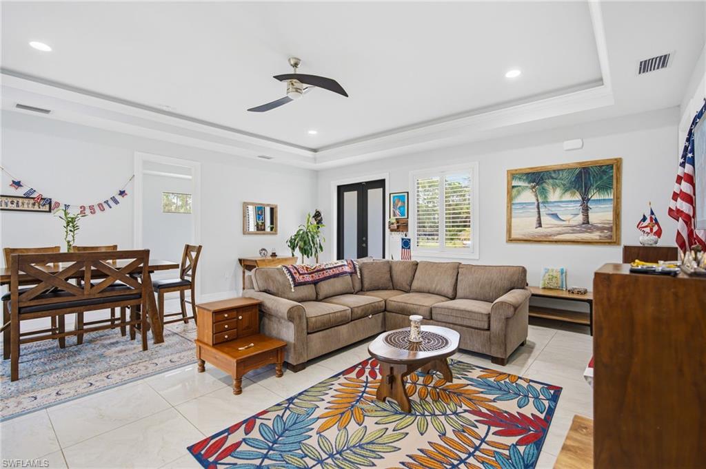 GOLDEN GATE ESTATES - Residential