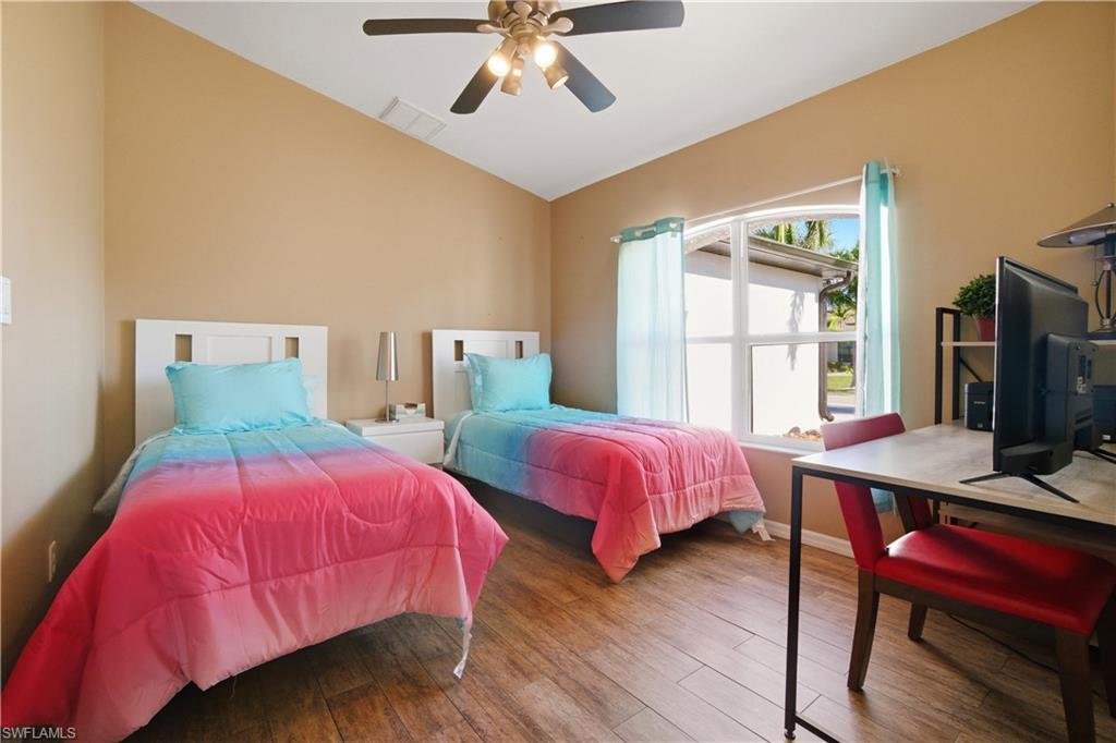 CAPE CORAL - Residential Lease