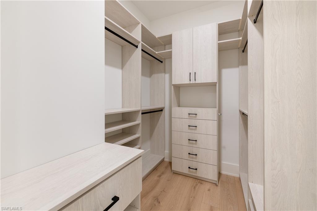 STELLA NAPLES - Residential