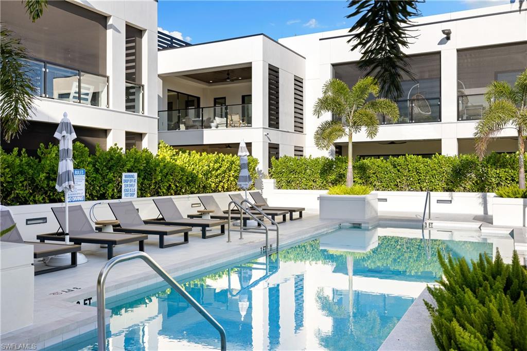 STELLA NAPLES - Residential