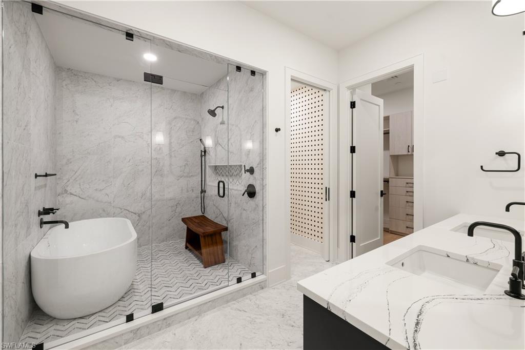 STELLA NAPLES - Residential