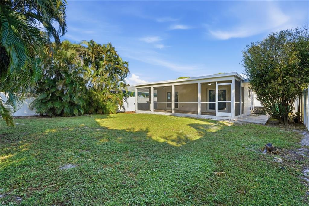 NAPLES PARK - Residential