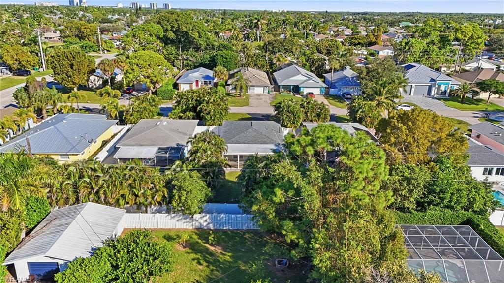 NAPLES PARK - Residential