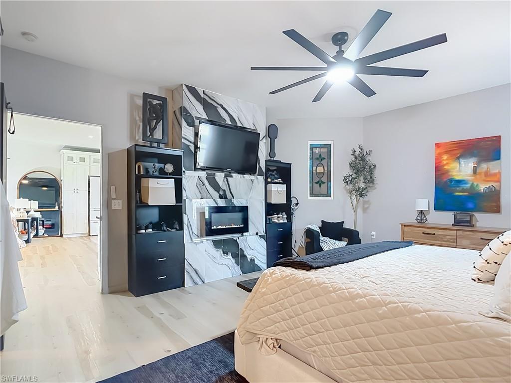 MOORE HAVEN - Residential