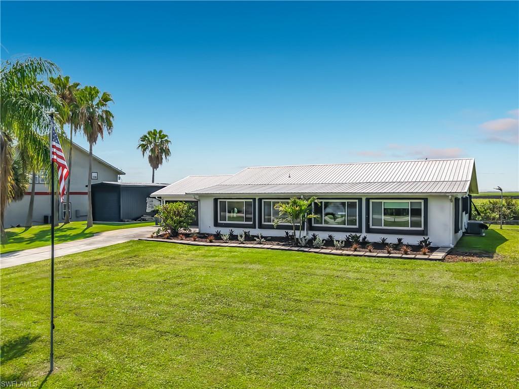 MOORE HAVEN - Residential