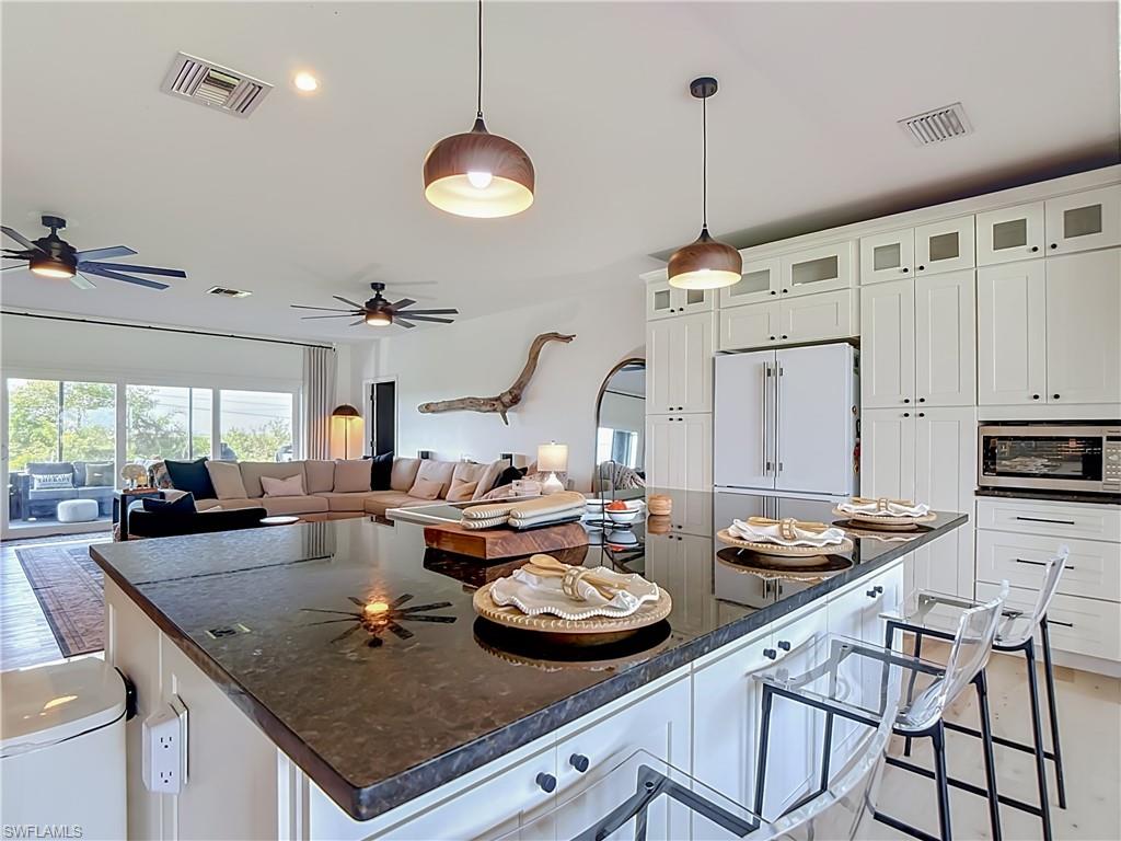MOORE HAVEN - Residential