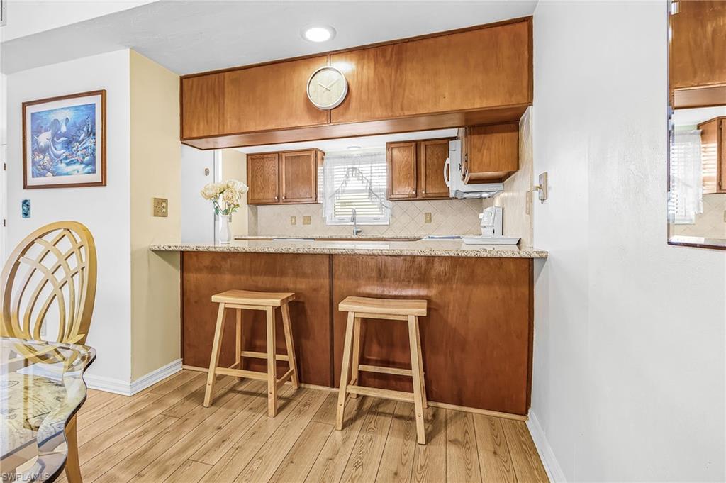 ROYAL PELICAN TOWNHOUSE - Residential