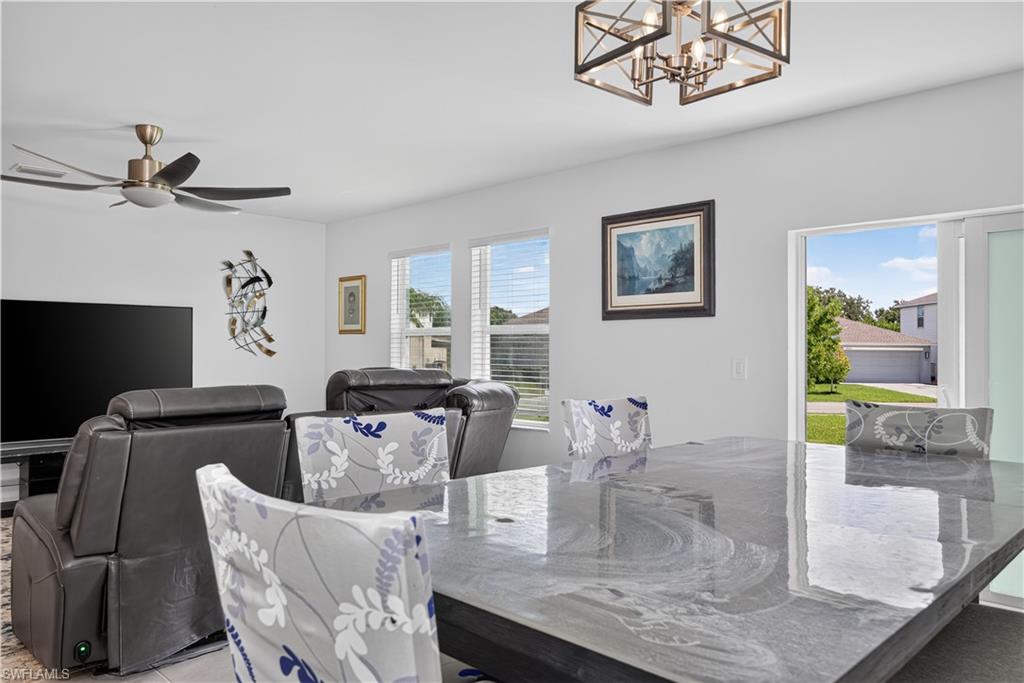 SAVANNA LAKES - Residential