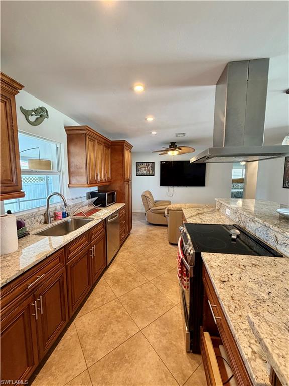 CAPE CORAL - Residential Lease