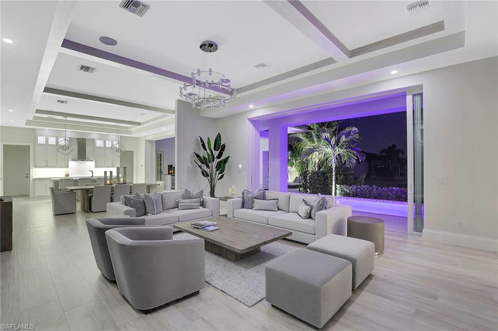 MARCO ISLAND - Residential