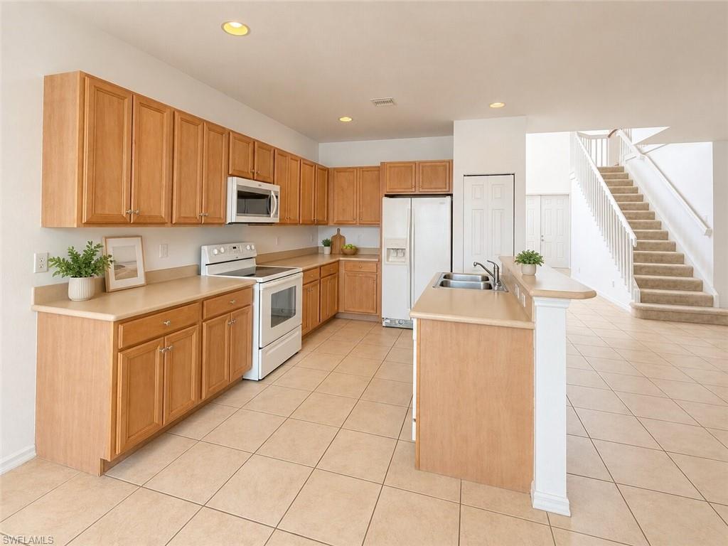 CATALINA ISLES - Residential Lease