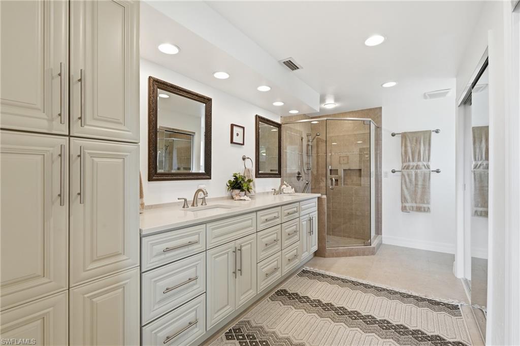 RIVER FOREST - Residential