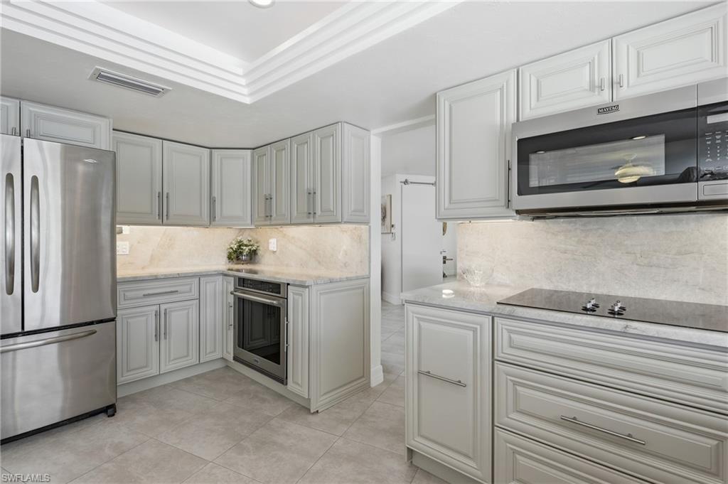 RIVER FOREST - Residential
