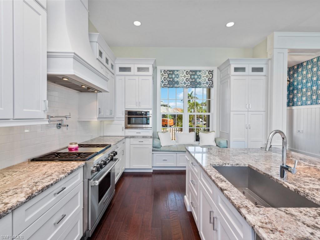 MARCO ISLAND - Residential