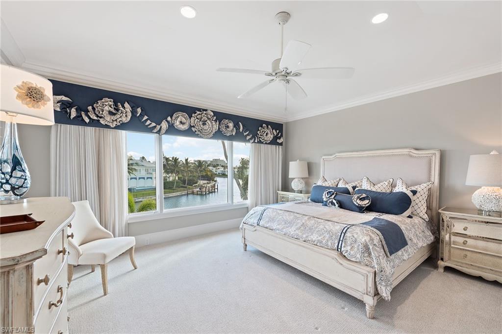 MOORINGS - Residential