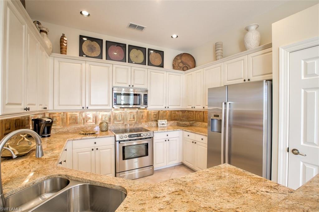 LAUREL MEADOW - Residential