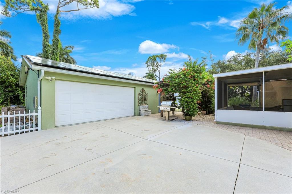 SUNSET HOMES - Residential