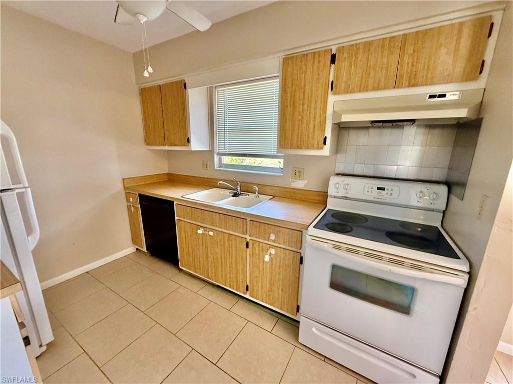 WILLOW LAKE SOUTH - Residential