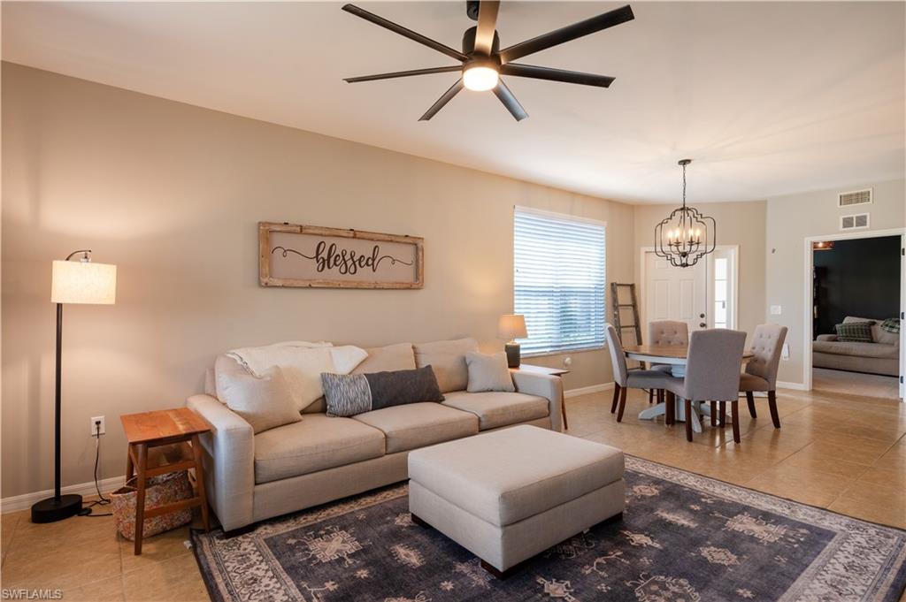 GARDEN LAKES - Residential