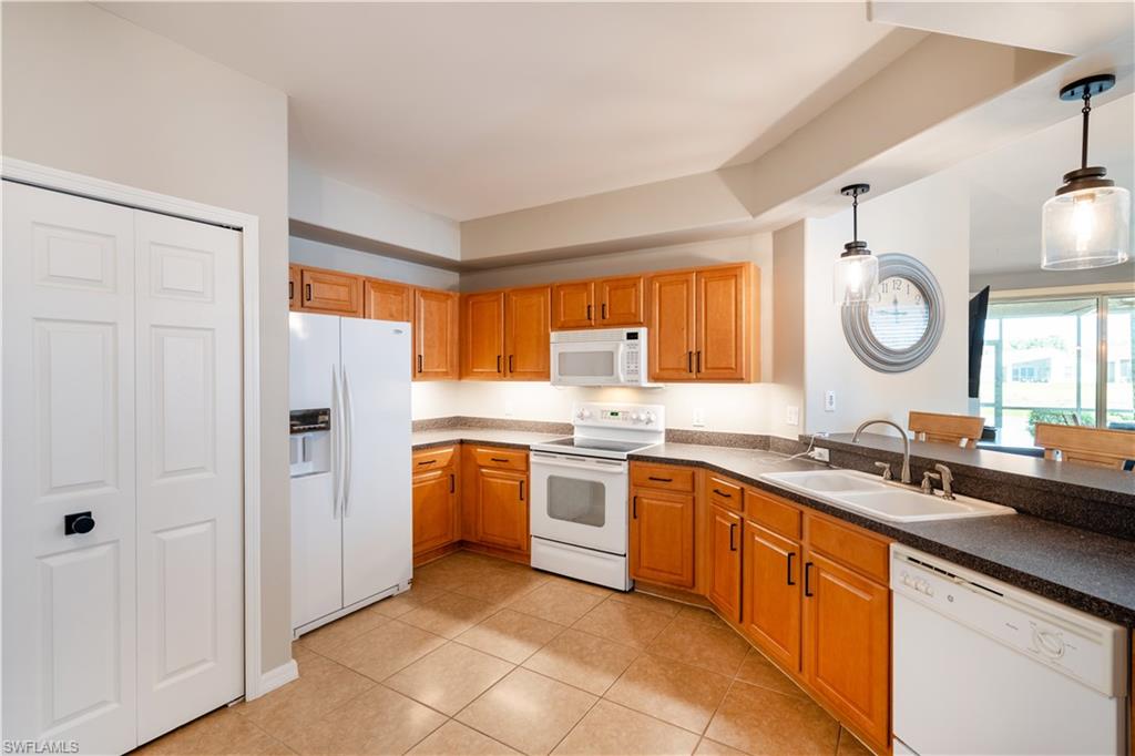 GARDEN LAKES - Residential