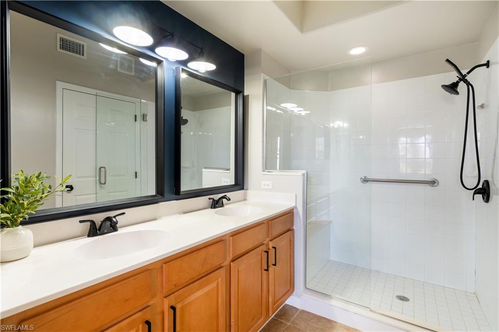 GARDEN LAKES - Residential