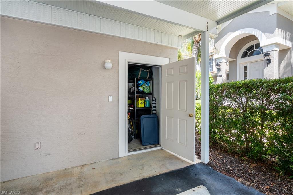 GARDEN LAKES - Residential