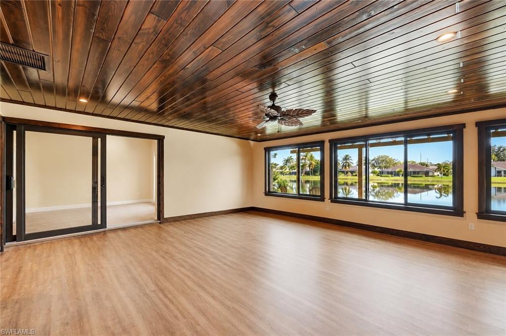 KINGS LAKE - Residential