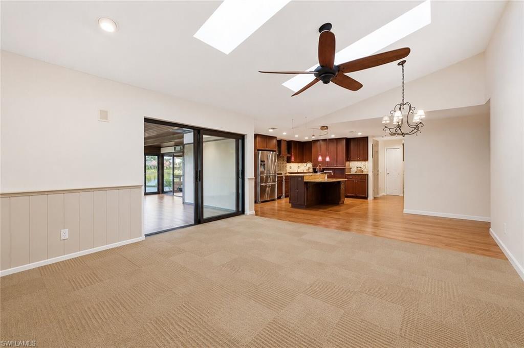 KINGS LAKE - Residential