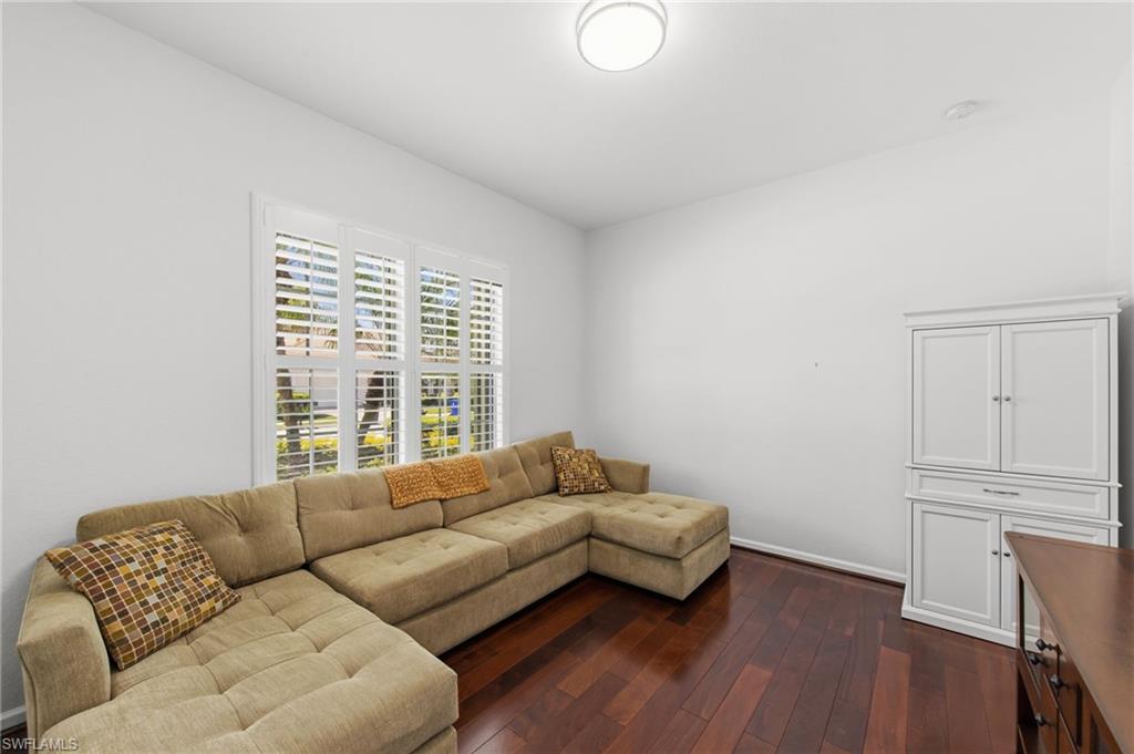 SOMERSET - Residential