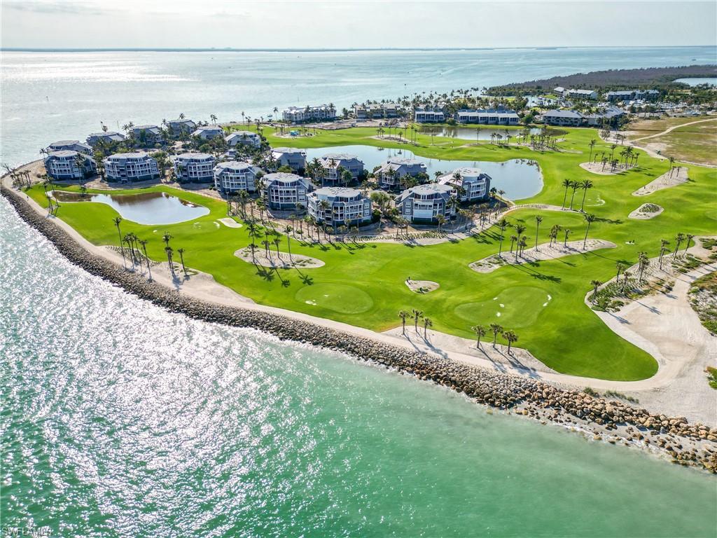 TENNIS VILLAS - Residential