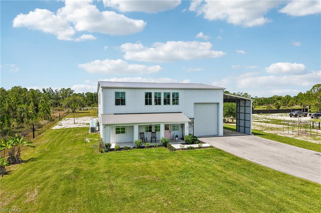 GOLDEN GATE ESTATES - Residential