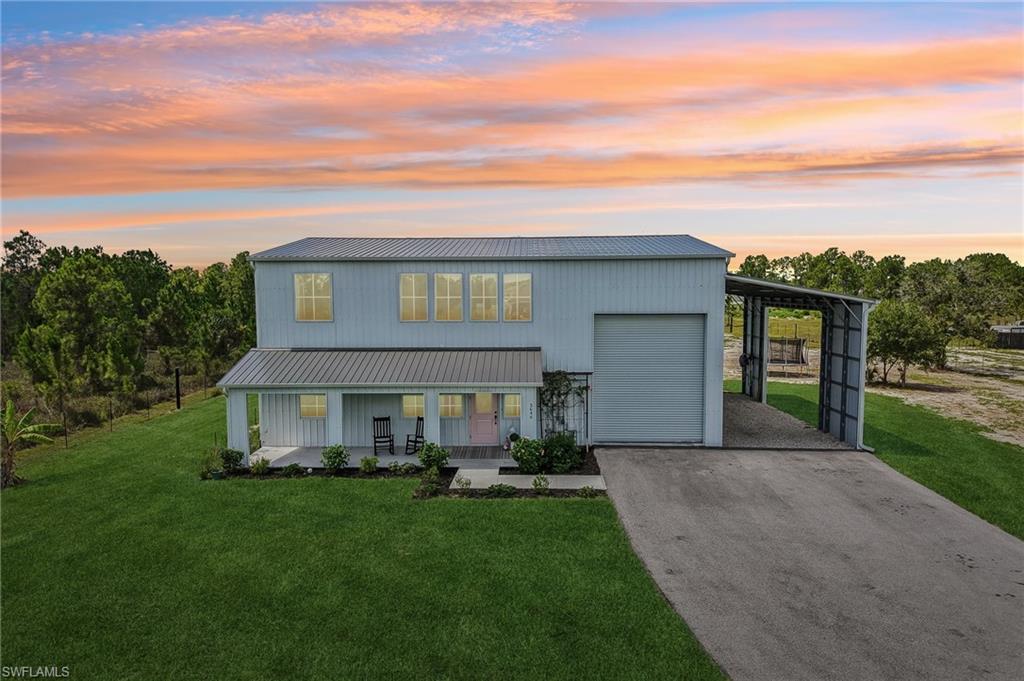 GOLDEN GATE ESTATES - Residential