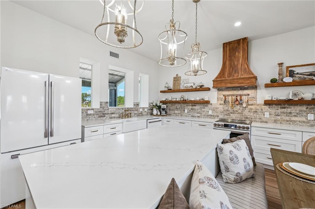 GOLDEN GATE ESTATES - Residential