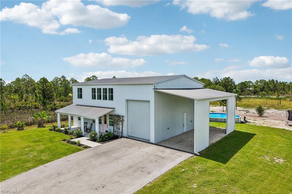 GOLDEN GATE ESTATES - Residential