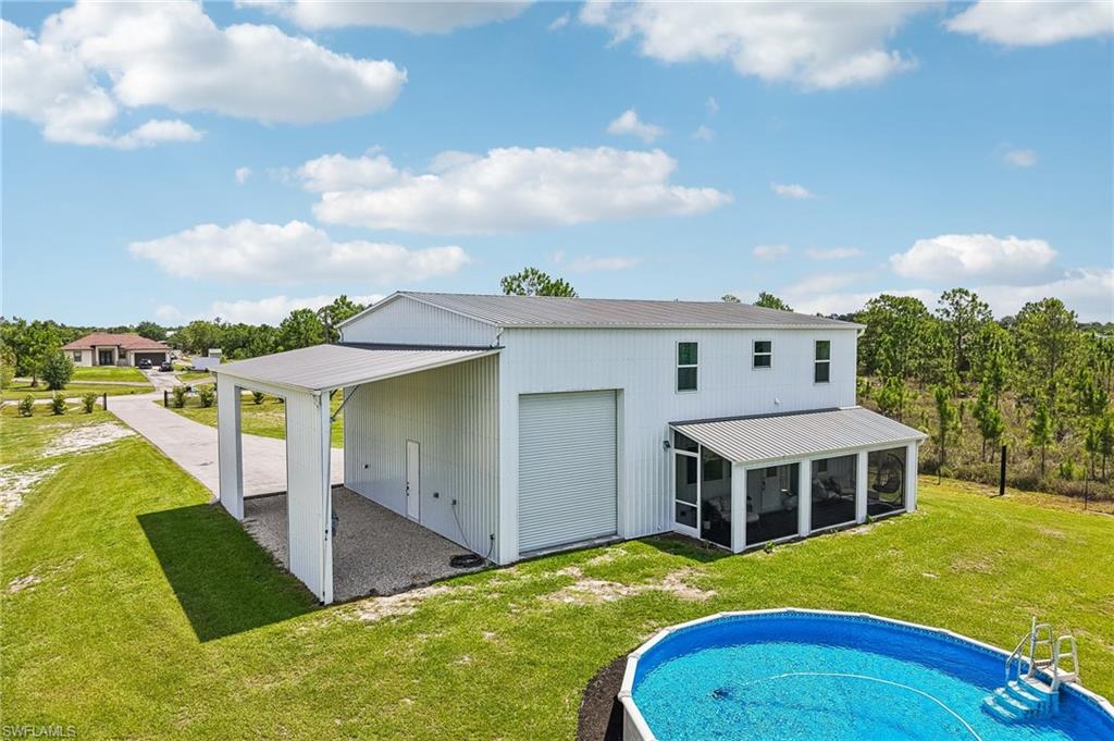 GOLDEN GATE ESTATES - Residential