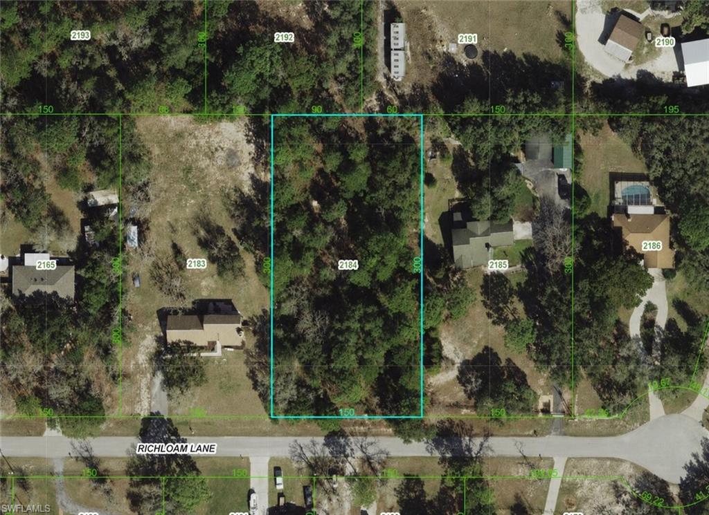 BEST DEAL ON THE MARKET – RARE OPPORTUNITY! 1.03-acre residential lot in
The Highlands, Spring Hill! Located on Richloom Ln, this parcel offers a great
opportunity to build your dream home in a peaceful country setting. Enjoy over an acre
of land with no HOA or CDD fees while remaining close to shopping, dining, banks, gas
stations, medical facilities, parks, and outdoor recreation. Conveniently located near the
Suncoast Parkway, providing easy access to Tampa and surrounding areas. 1840.
Excellent opportunity in a growing area.