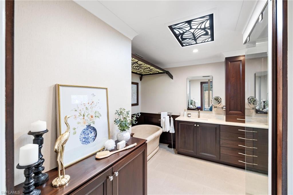 GULF ACRES - Residential