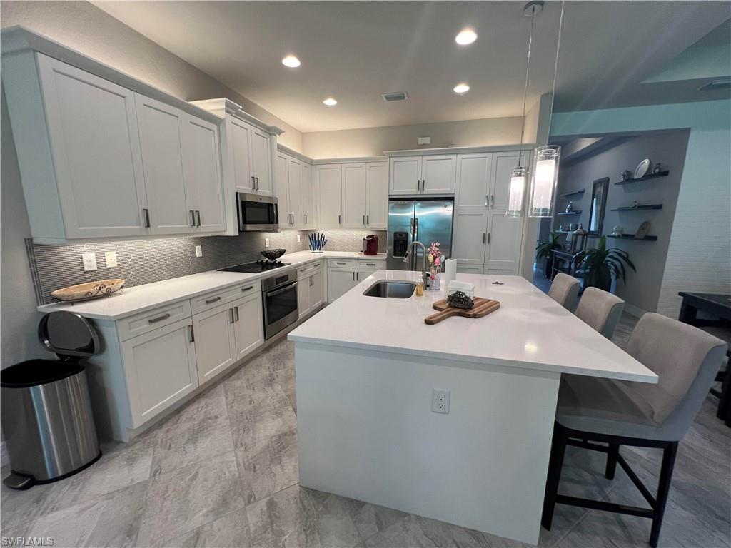 MARINA BAY - Residential Lease