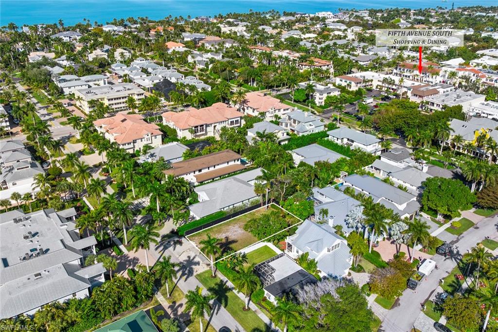 OLDE NAPLES - Land