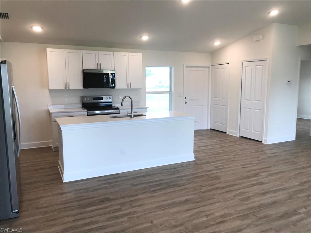 CAPE CORAL - Residential Lease