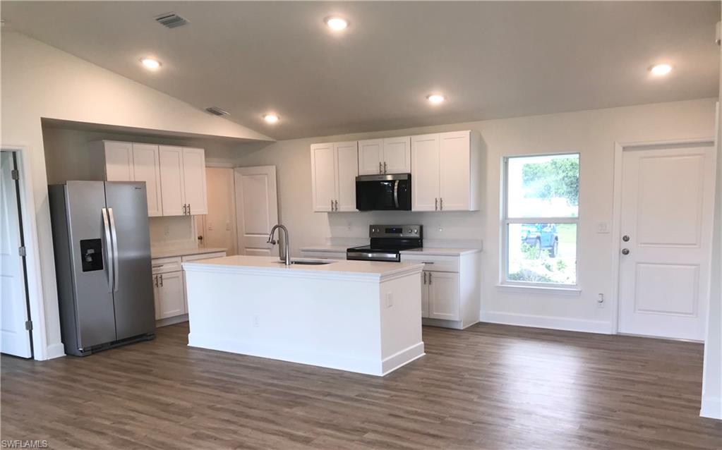 CAPE CORAL - Residential Lease