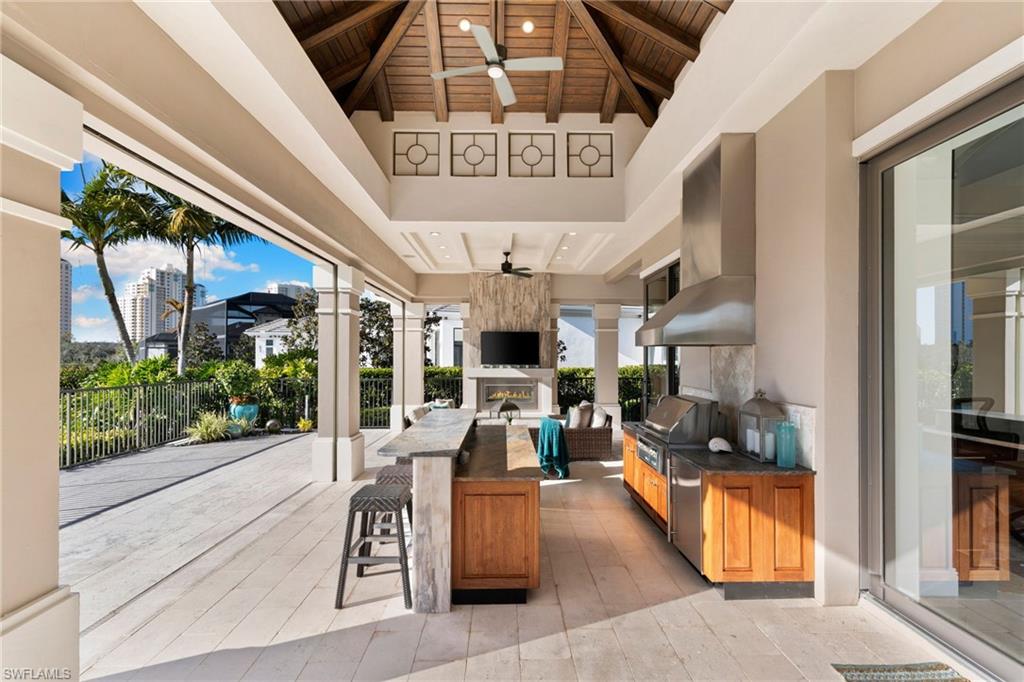 BAY WOODS - Residential